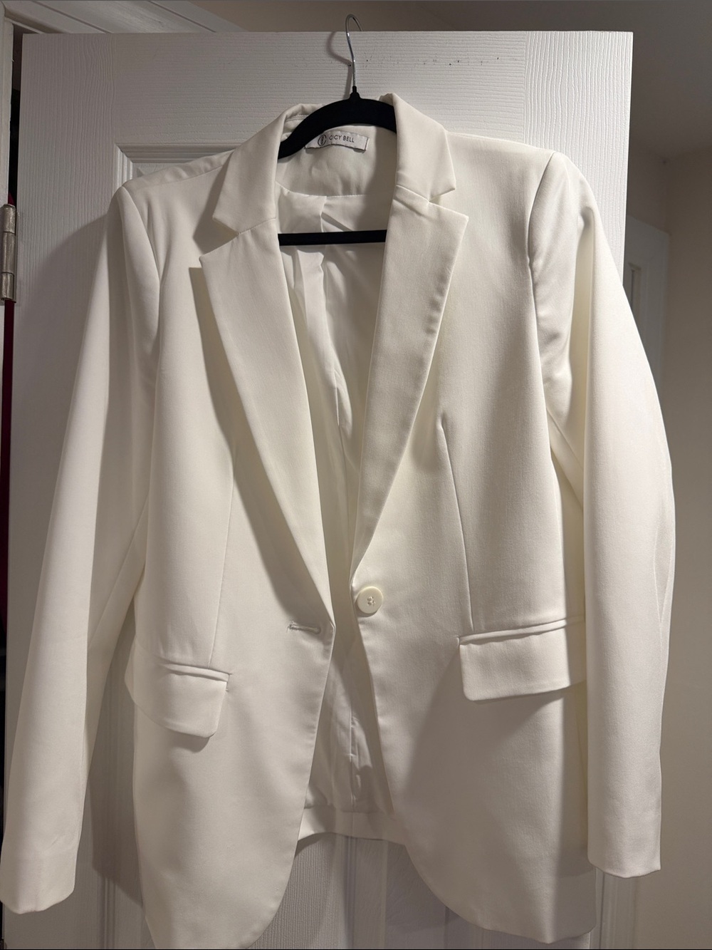 Women’s White Tailored Blazer - Single-Button Suit Jacket